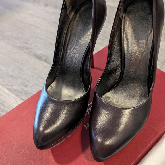 Salvatore Ferragamo Pumps - Picture 5 of 9